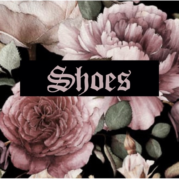 Shoes 👠 - Picture 1 of 1